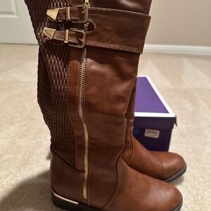 Tan Boots